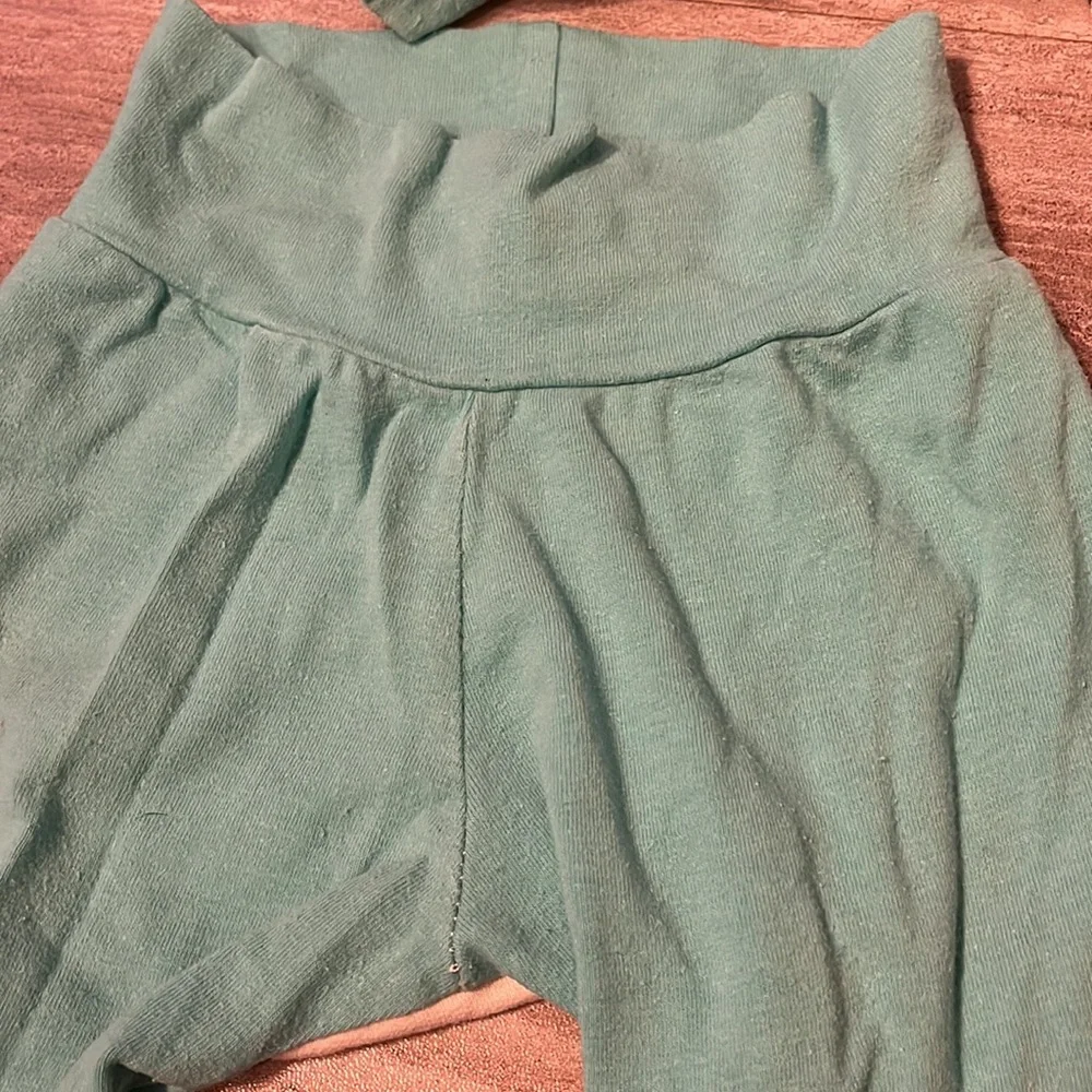 4-Piece Cozy Baby Outfits Bundle